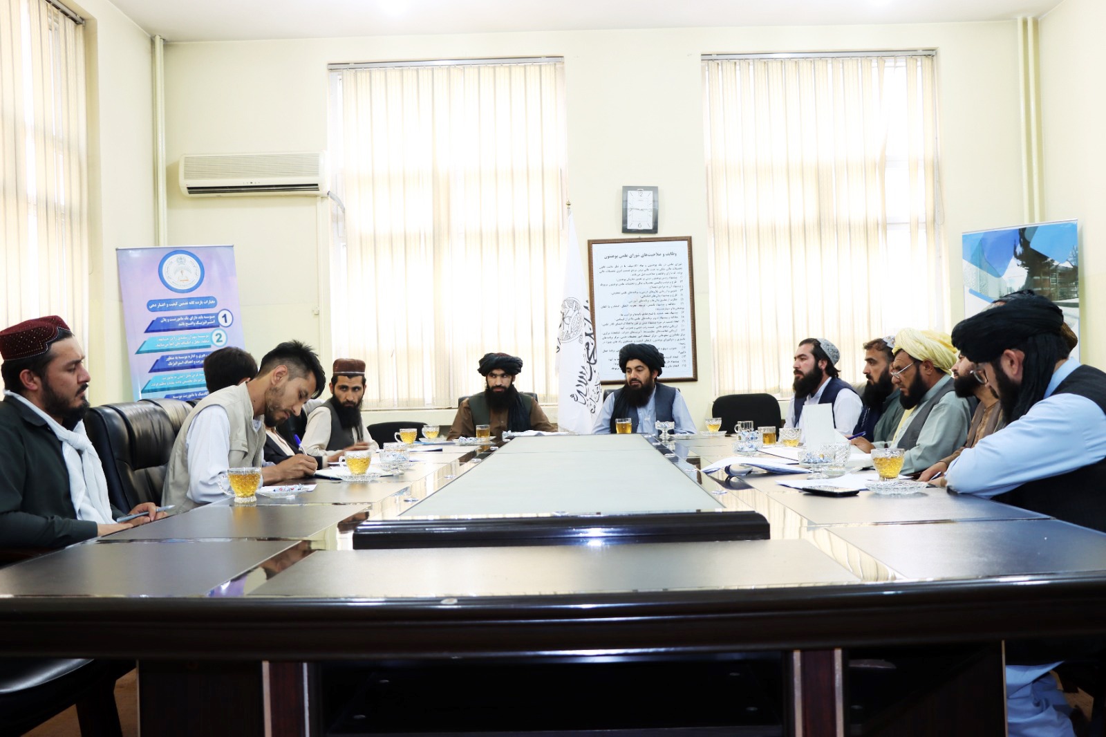 جلسه هماهنگی در مورد بهبود امور مالی و اداری شفاخانه‌ها برگزار شد